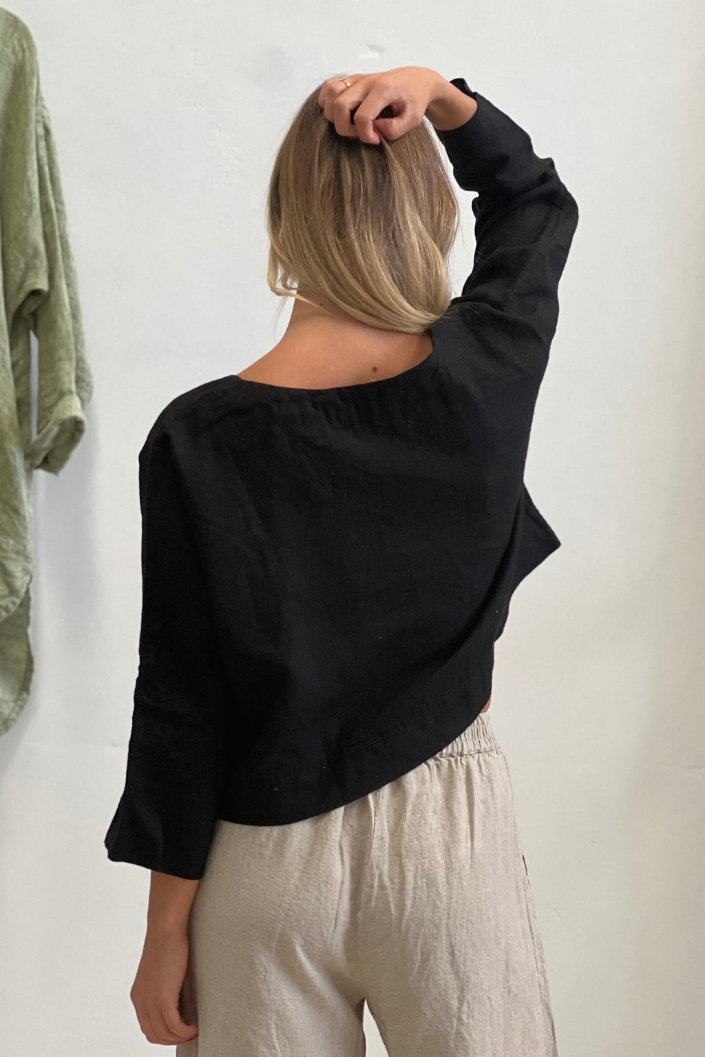 Elena Crop Top Black