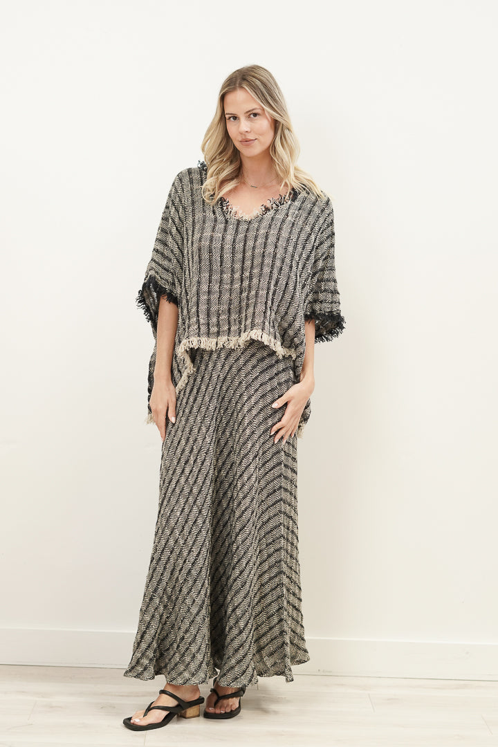 Sarita Fringed Top Black & Natural Blocks