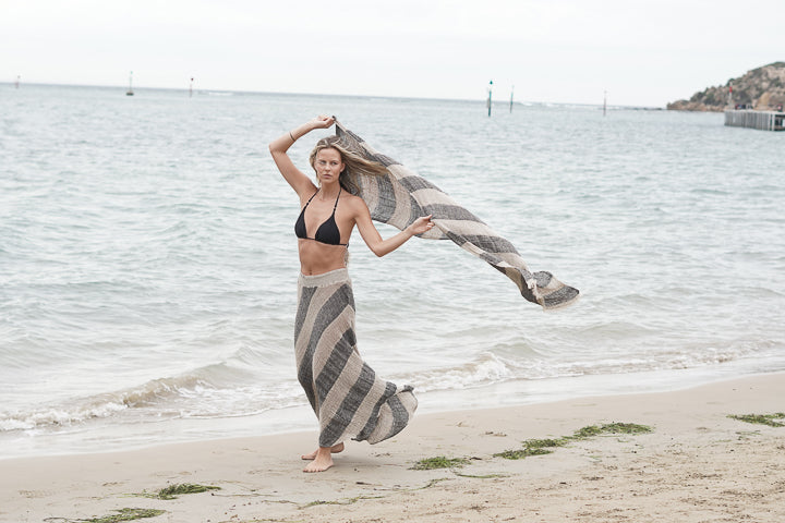 Kelly Scarf Natural & Black